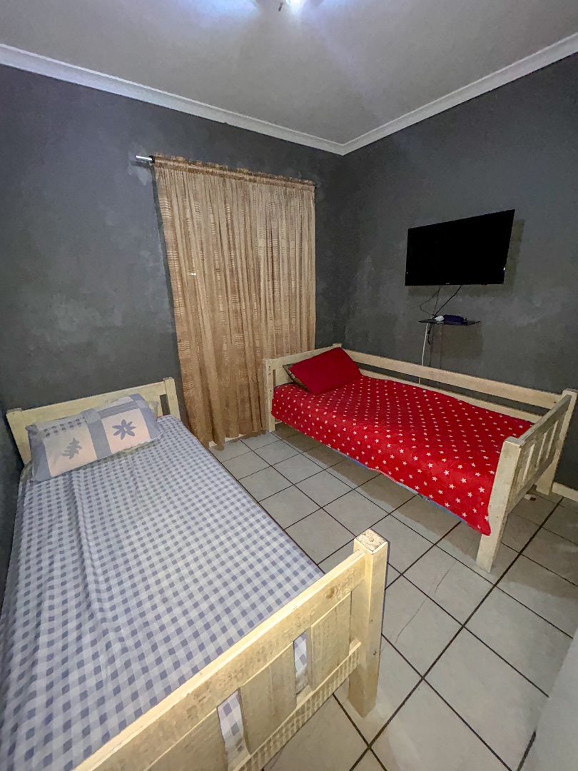 2 Bedroom Property for Sale in Erica Township Western Cape